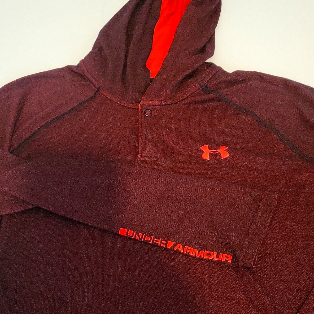Under armour loose heat gear hoodie